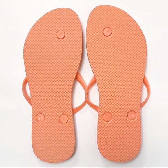 Old Navy | Classic Foam Orange Flip Flops - Picture 4 of 4